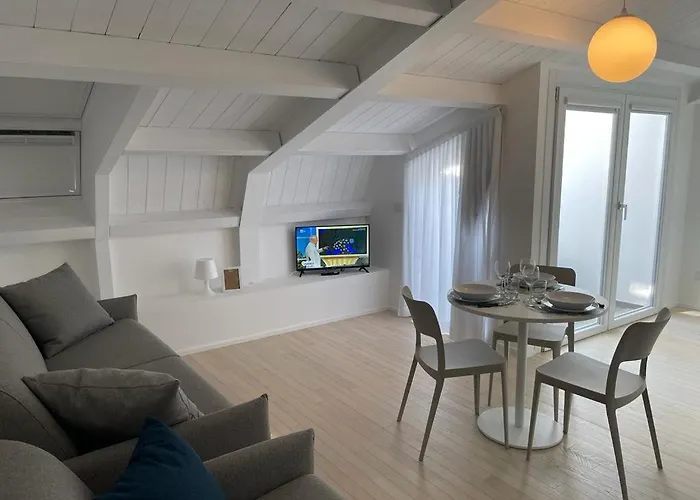 Imhome - Abruzzi Appartement *