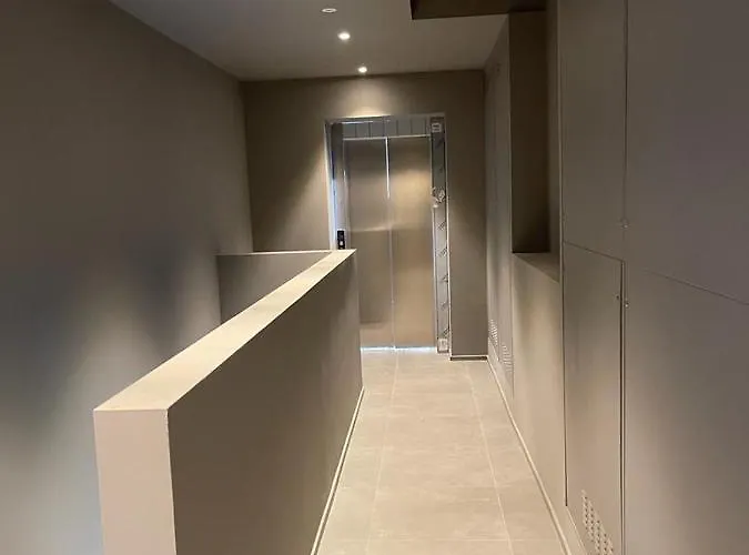 Imhome - Abruzzi Appartement Milaan