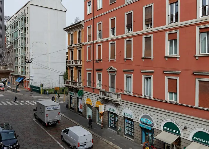 Lovely Flat Crocetta 1 아파트 *