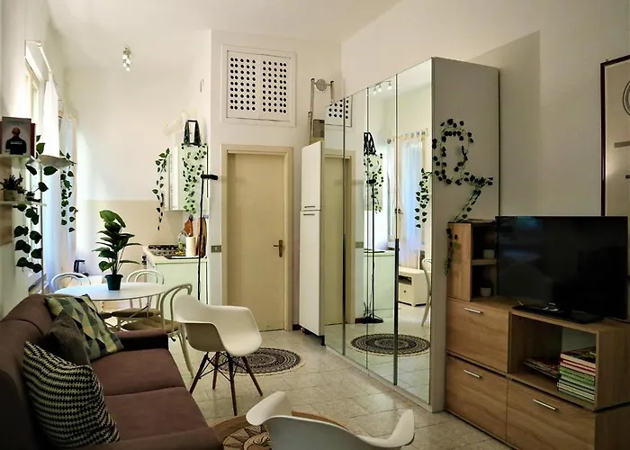 - La Casa Delle Meraviglie -navigli Edition- *