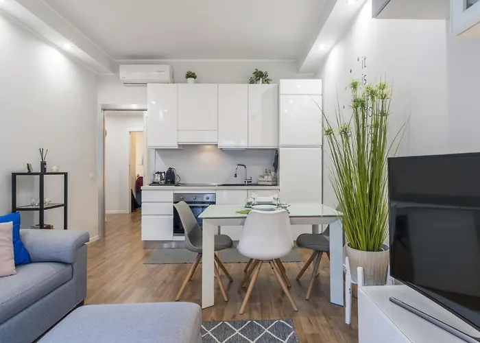 Easylife - - Algarotti 4 - Porta Nuova Daire