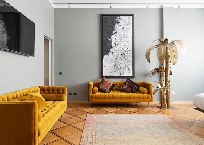 Appartamento An Elegant Vacation Near Duomo Milan, 2 Bedrooms, 6 Guests *