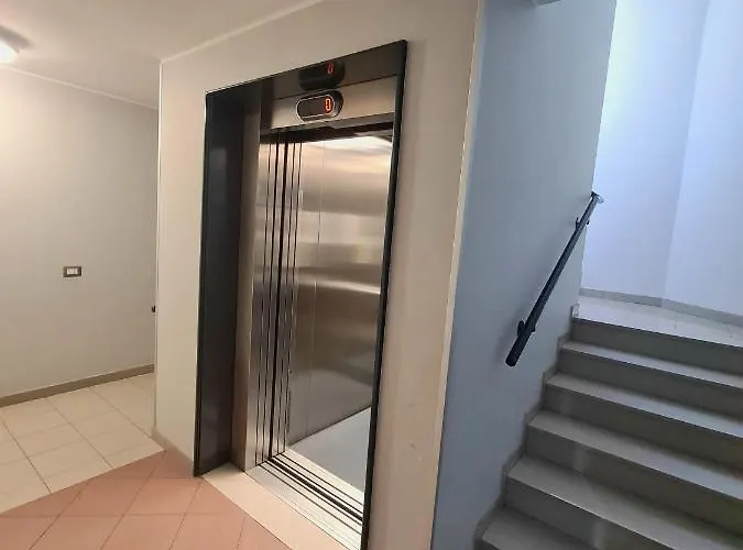 Milano Santa Giulia Business Apartment Appartamento *