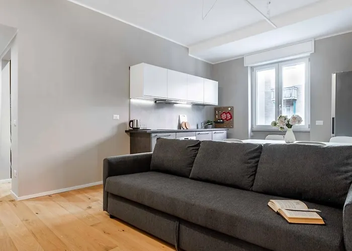 Joivy Charming Flat With Desk * Mediolan