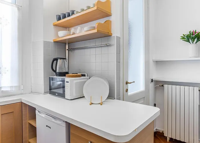 Joivy Charming Flat Near Duomo Di 아파트
