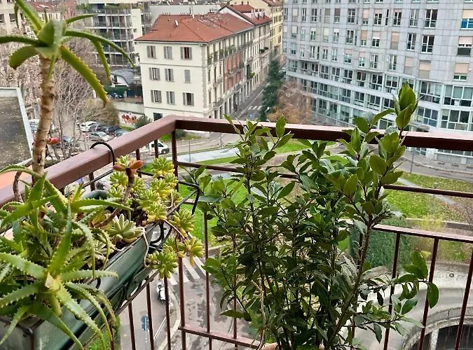 Arcus Pacis - Large Flat Milano