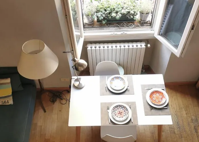 Great In Milanocenter Near Station * Mediolan