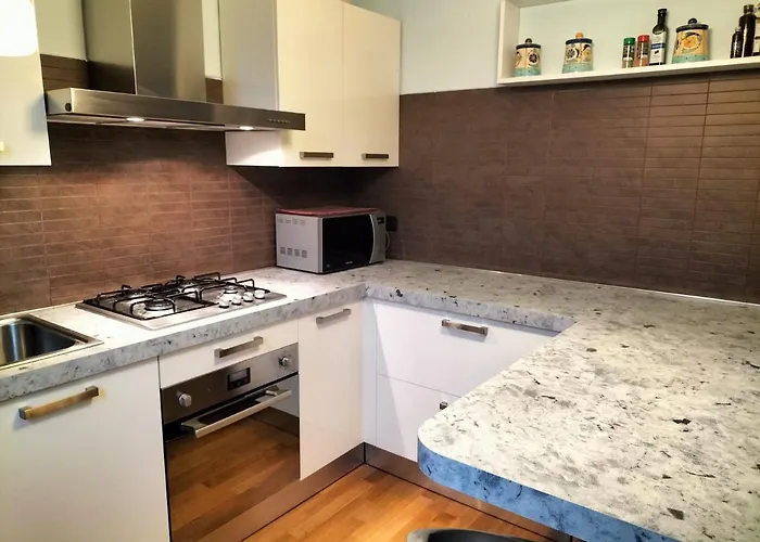 Big Bright Flat In Close To Loreto Square Апартаменты Милан