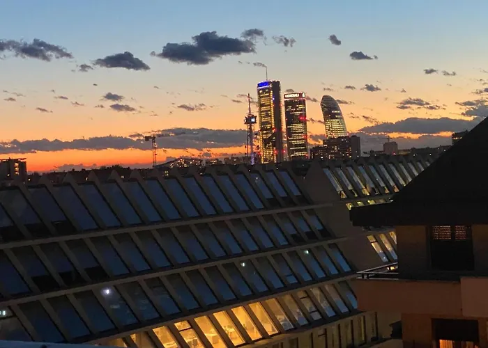 아파트 Attic 9th Floor With 2 Terrace In Center Brera With Amazing View *