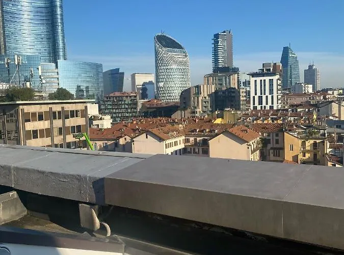 아파트 Attic 9th Floor With 2 Terrace In Center Brera With Amazing View *