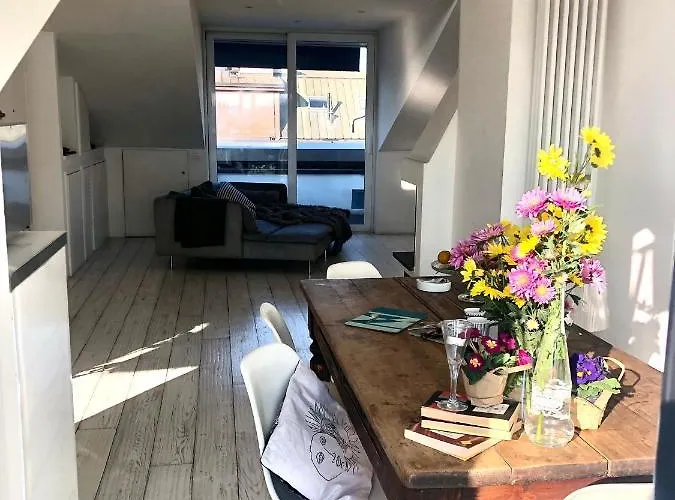 아파트 Attic 9th Floor With 2 Terrace In Center Brera With Amazing View *