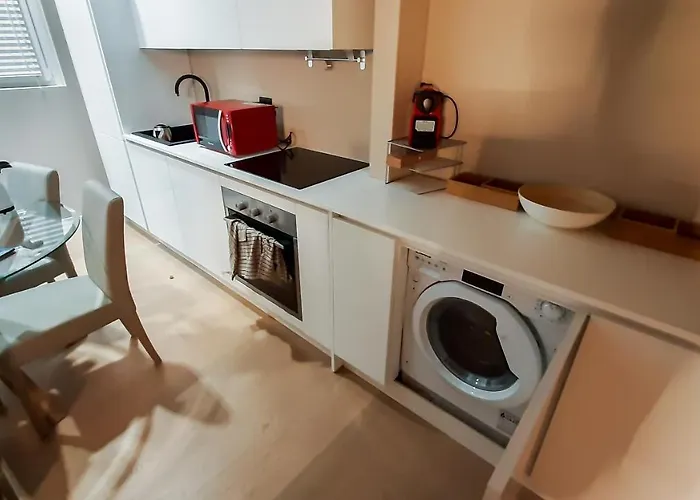 Joivy Superb Loft For 4 Near Sempione Park شقة *