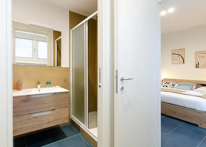 Velasquez - A - San Siro Appartement