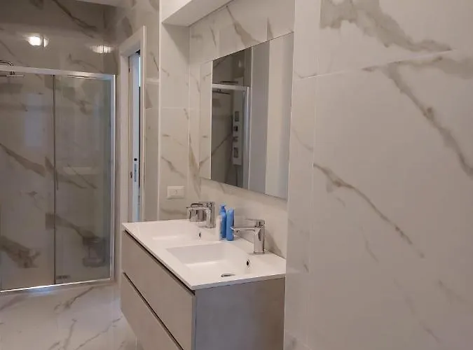 M.aurelio Lägenhet *