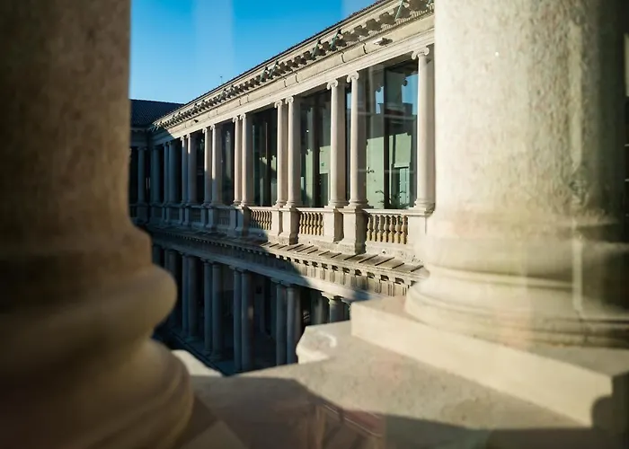 Portrait - Lungarno Collection Hotel Milaan