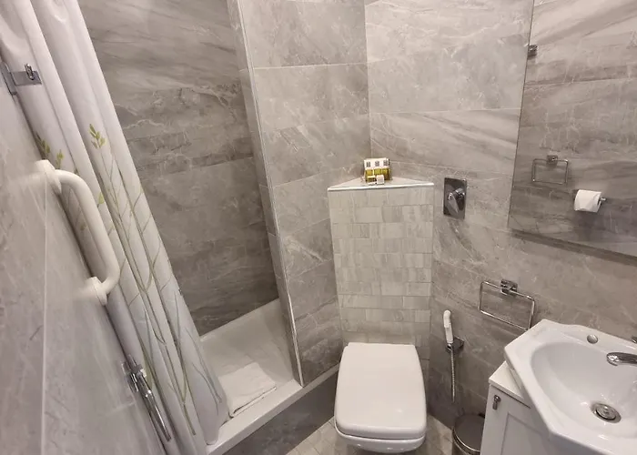 Affittacamere Casa Storica Piazza 5 Giornate 4*