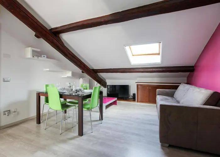 דירה Guesthost - The Cosy Terrace Of Milano- Via Sardegna *