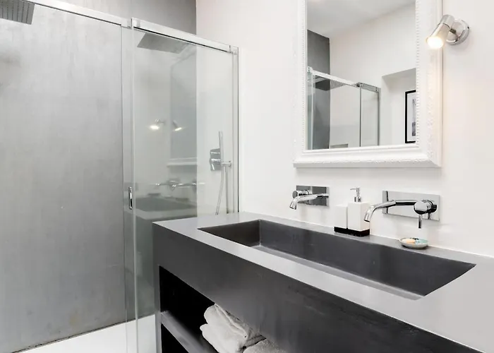 Design Loft Bocconi ميلان