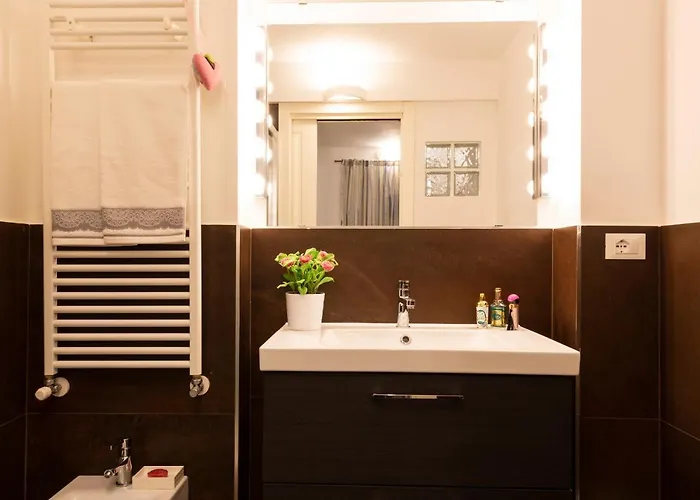 Voghera Fashion District דירה *