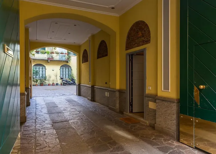 Voghera Fashion District *