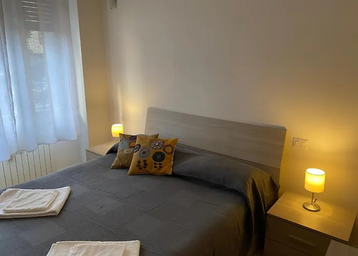 - Navigli - Via Savona Apartamento