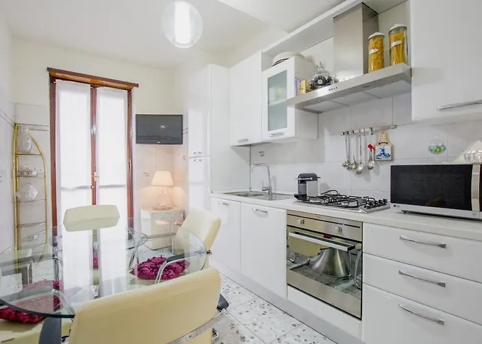 Longanesi 26 Penzion Milán