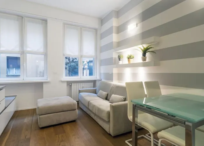 Easylife - - Modrone 8-1 - Duomo * Mediolan