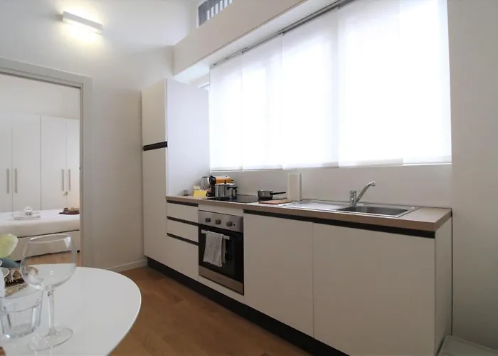Navigli - Very Chic Apartmán *