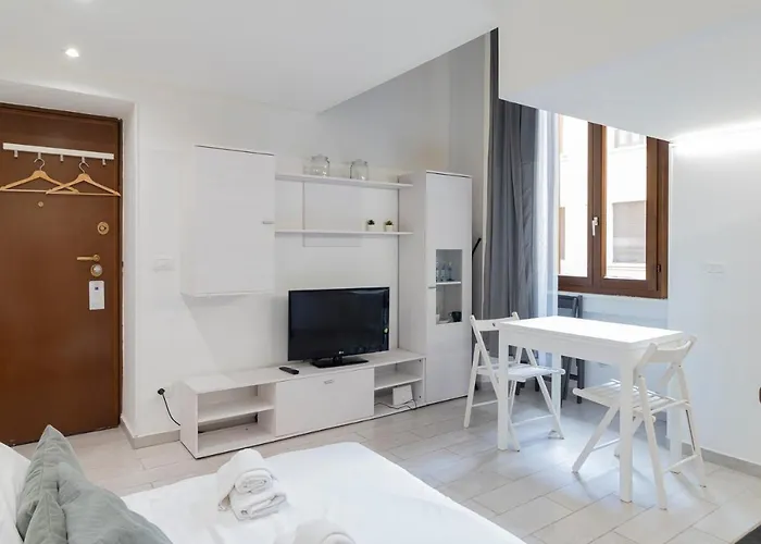 Apartman I Host - Londonio 19