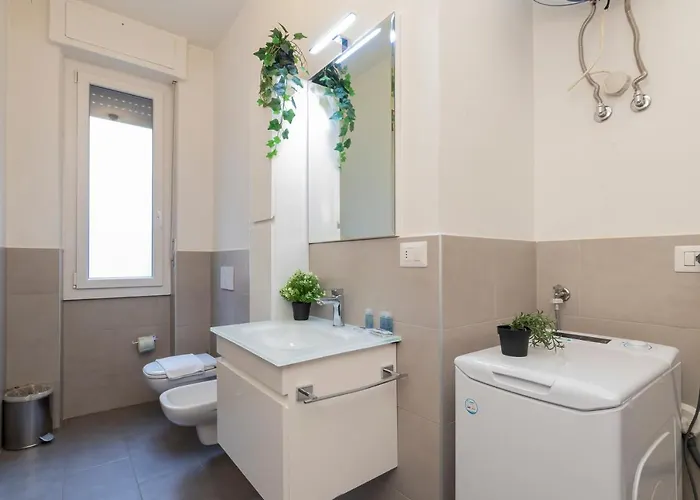 Apartamento Renovated Close To Station Ponte Seveso 42 *