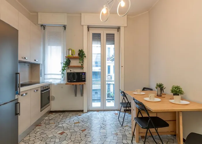 Renovated Close To Station Ponte Seveso 42 Apartamento Milão