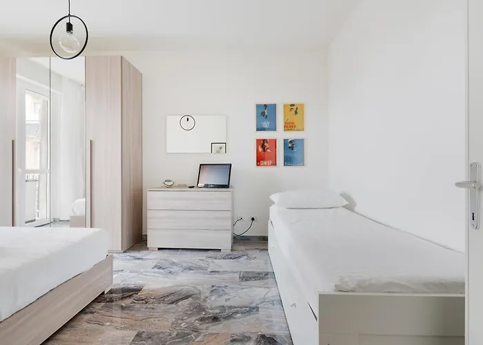 Guesthost - Dergano Comfy - 250 M Far From M3 Apartmán *
