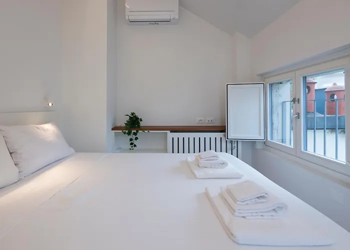 Luxury Near Arco Della Pace Guerrazzi 9 * Milan