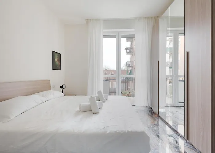 Guesthost - Dergano Comfy - 250 M Far From M3 Apartmán *
