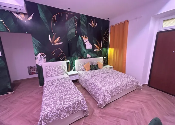 House Twenty - Five * Milán