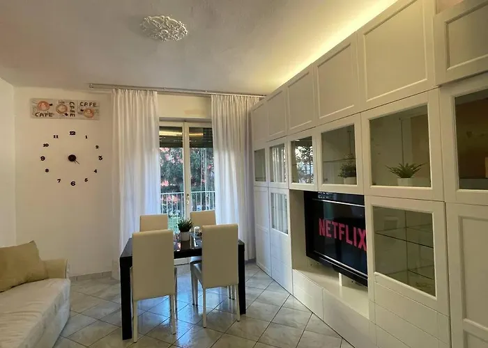 Lägenhet Parcheggi Gratis Collegato Al Duomo Con Tram27 Milano