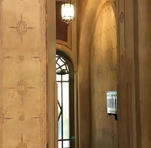Bnbutler - Guercino, 8 - Renovated Design Apartmán *