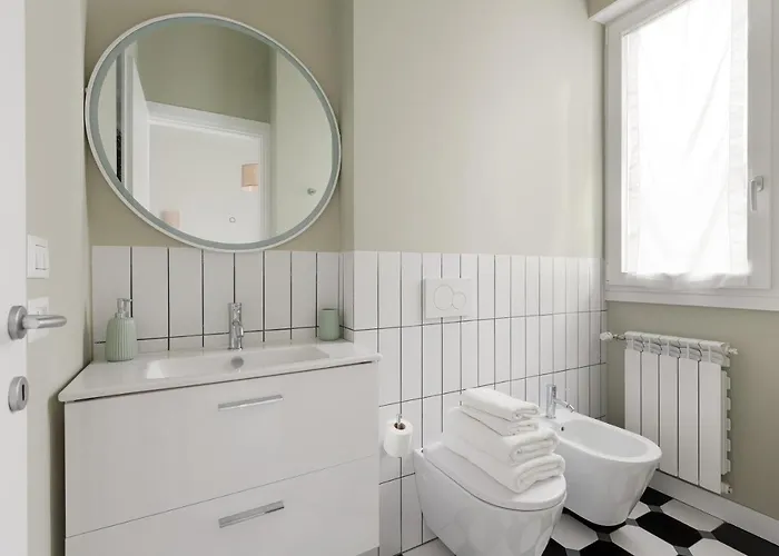 Διαμέρισμα Comfy X2 - 1,1 Km Far From Iulm University!