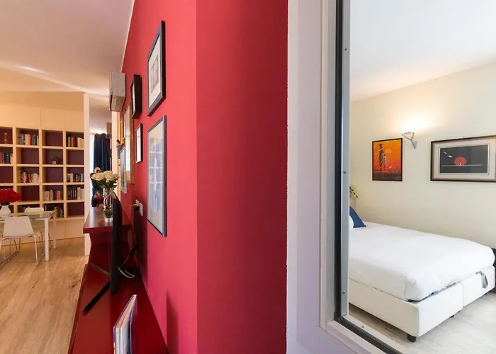 Twins - Tolstoj District Apartment
