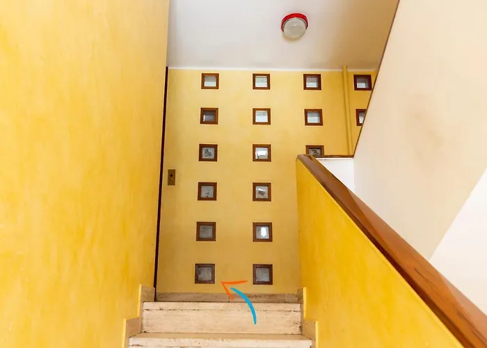 Twins - Tolstoj District Apartment
