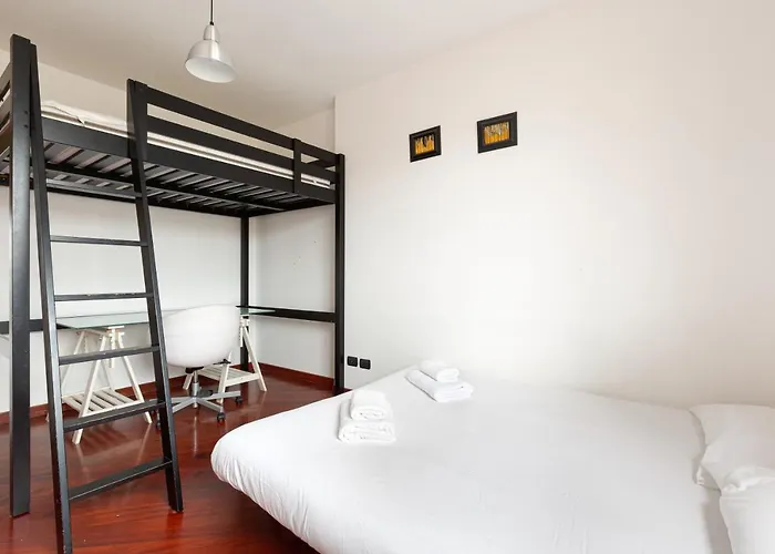 Guesthost - Milano-rubattino Comfy - With 2 Terrace 아파트 밀라노