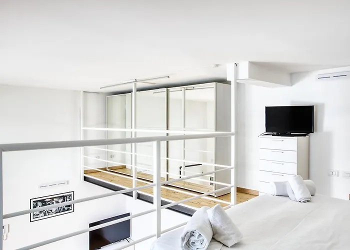Joivy Charismatic 1-bed Flat With Parking 公寓