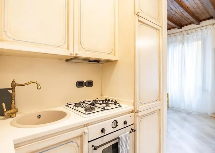 Colonne's Nest - Cozy And Silent With Ac Apartment *