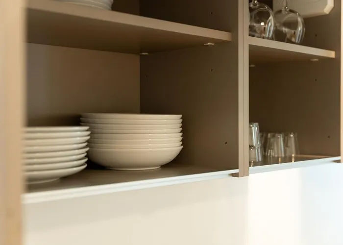 15min Metro Duomo - Rho Fiera - Skyscraper Kitchen Apartment Milan