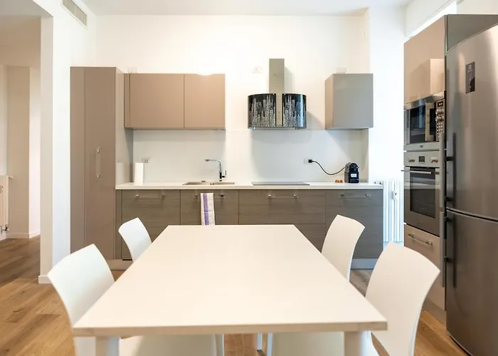 Apartment 15min Metro Duomo - Rho Fiera - Skyscraper Kitchen