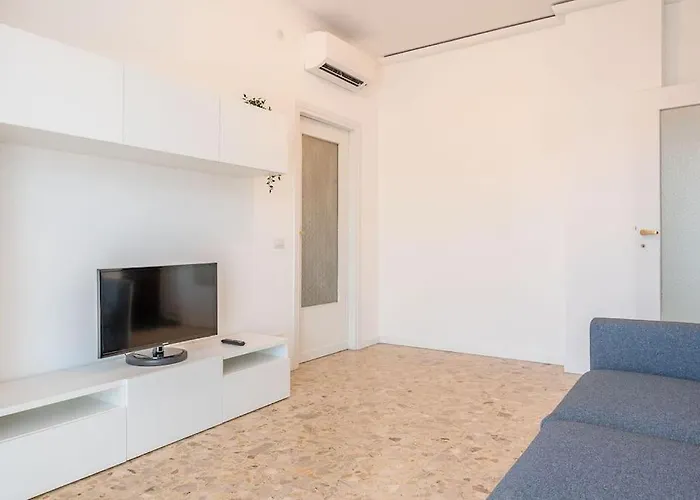 Guest Planet - Intero M1 Gambara * Mailand