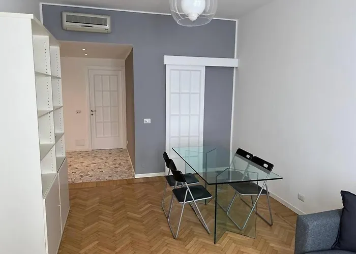 Paris Bordone House *