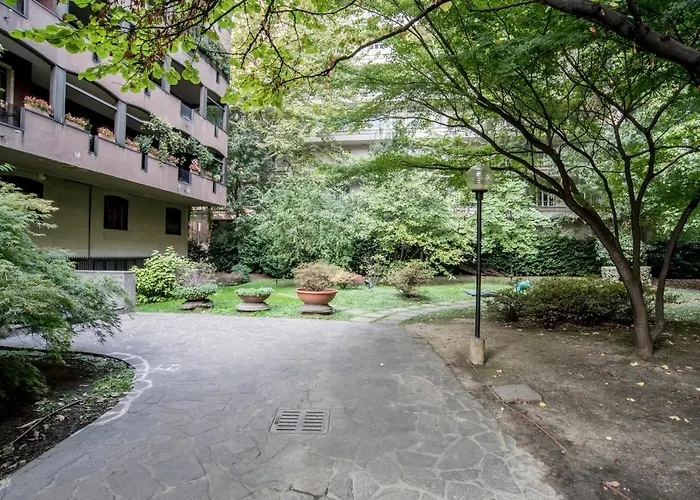 Renovated Flat Near Duomo - Lamarmora * Milano