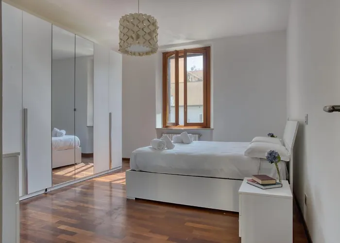 Joivy Tasteful Flat With Balcony דירה *