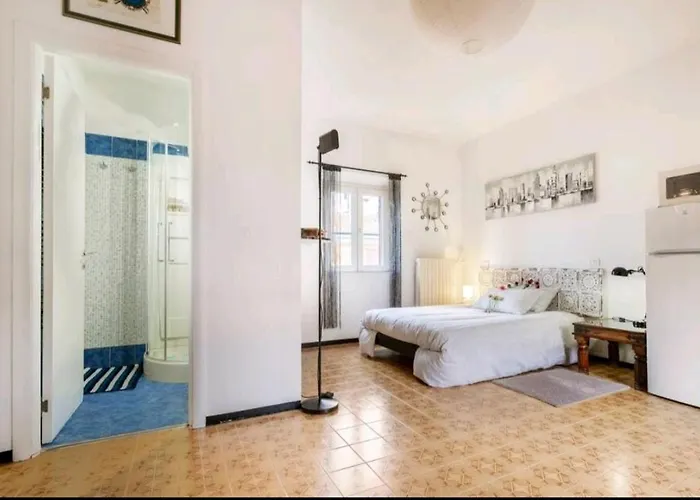 Affittacamere Relax A 4 Salti Dai Navigli 4*